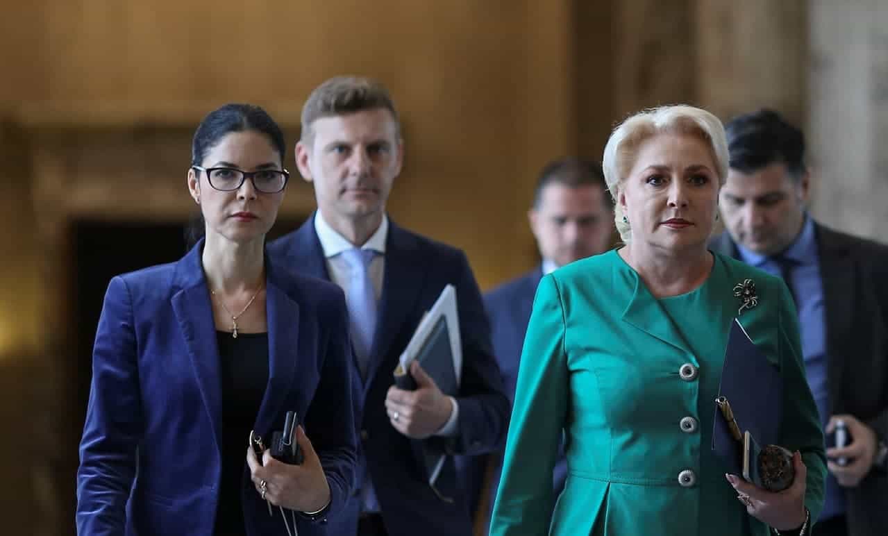 „Imi pare rau ca te-am numit ministru al Justitiei!”. Dancila, conflict violent cu Ana Birchall