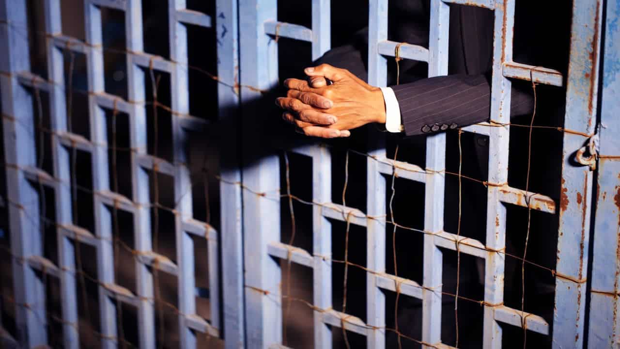 ‘Sponsorizarile’ de la detinuti-vip, compromisuri extrem de compromitatoare