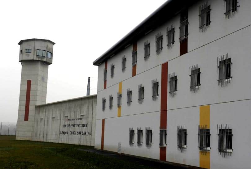 UPDATE | Ostaticii dintr-o inchisoare din Franta, eliberati