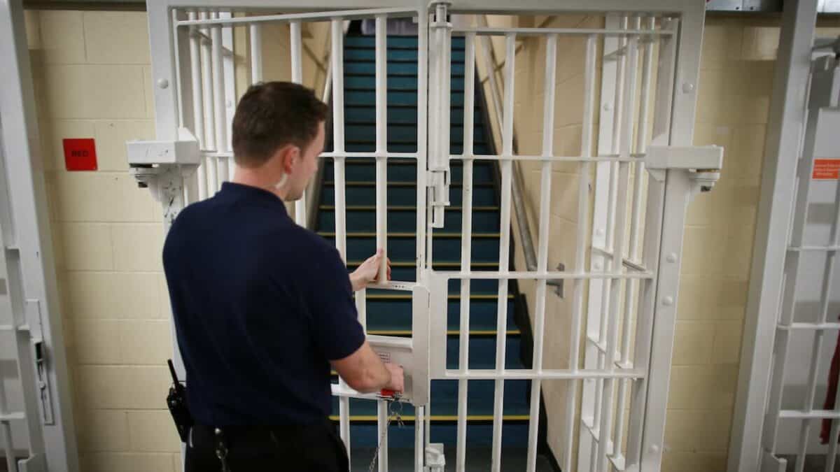 Ultrajul, realitate cotidiană în penitenciare