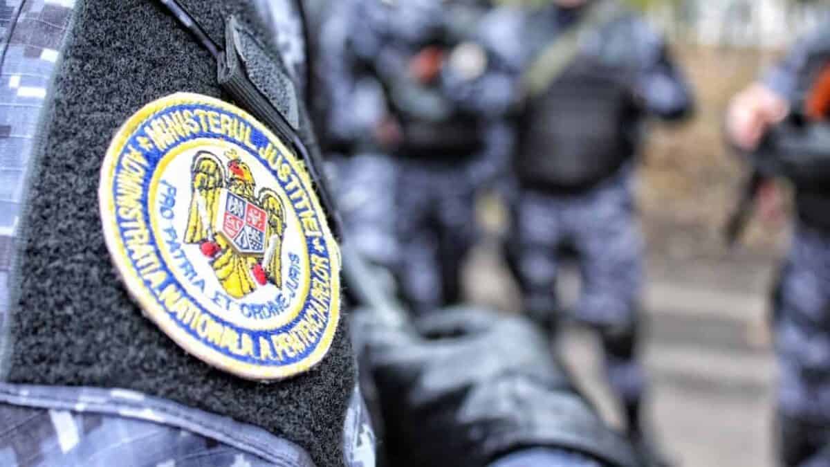 FSANP, concursuri de trecere a agenților în categoria ofițerilor de poliție penitenciară