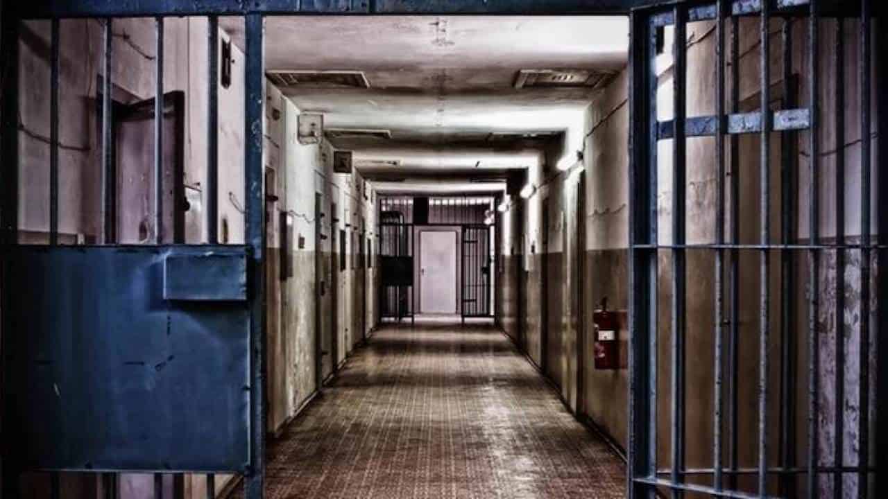 Proiect de HG privind acordarea sporului pentru condiții de muncă pentru polițiștii de penitenciare