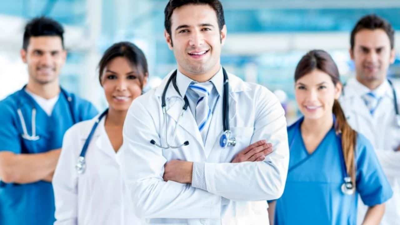 Concurs în penitenciare: 98 posturi de Medici, 2 de Farmaciști şi 2 de Biochimiști