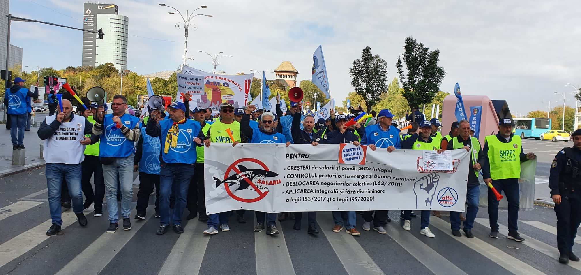 Sindicatele din poliție, penitenciare și militarii rezerviști se unesc din nou. Guvernul unește liderii.