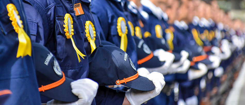 Sindicatele din penitenciare denunță la DIICOT conducerea Academiei de Poliție” A. I. Cuza”, pentru abuz în serviciu și fals intelectual. Sindicaliștii din penitenciare acuză Academia de Poliție de corupție intoxicată, transformată de șefii promovați ”pe pile” într-o pușcărie îndepărtată de România educată a lui Klaus Iohannis.