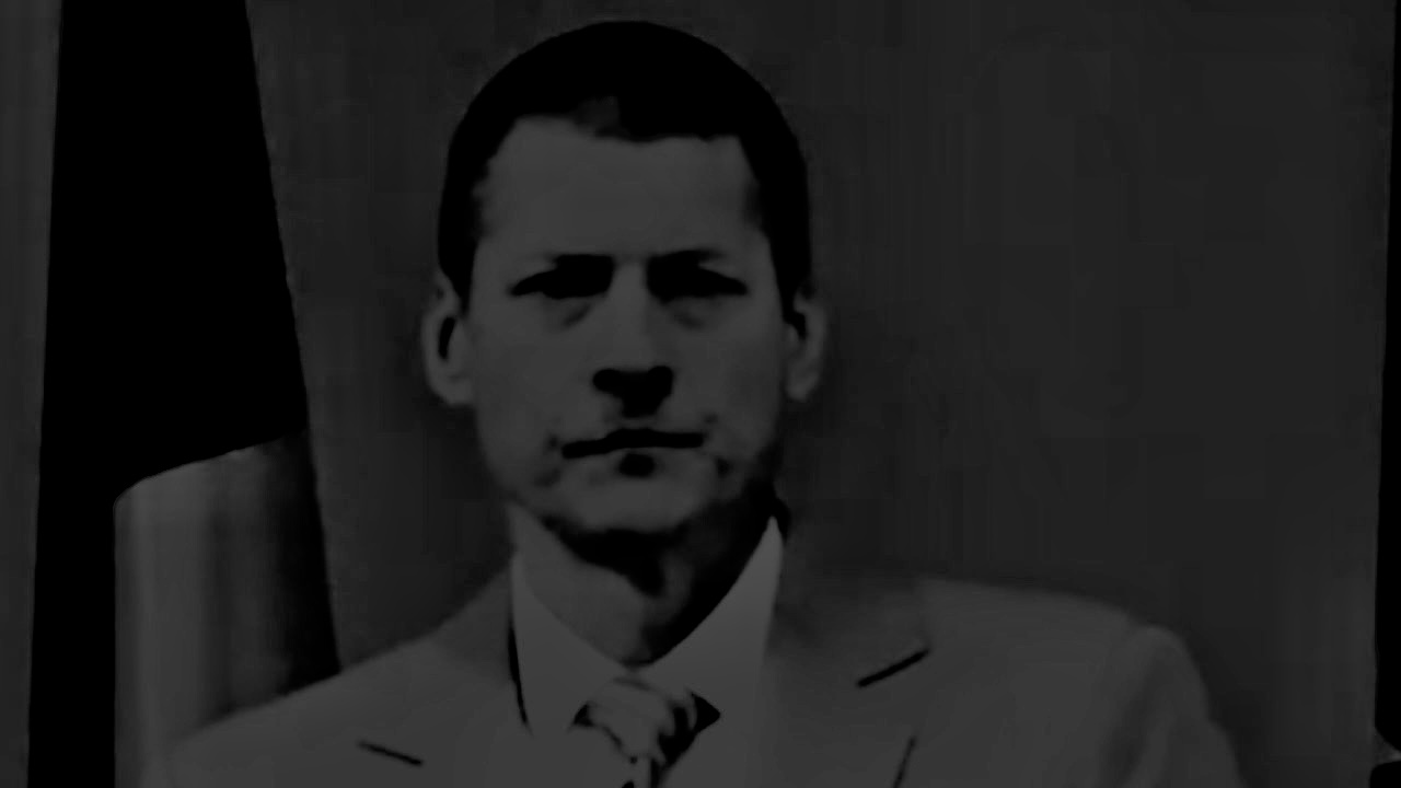 Dan Negru – noul șef al ANP. Halchin a devenit… negru de supărare. Când gunoiul miroase prea tare, nici preșul nu te mai ajută.
